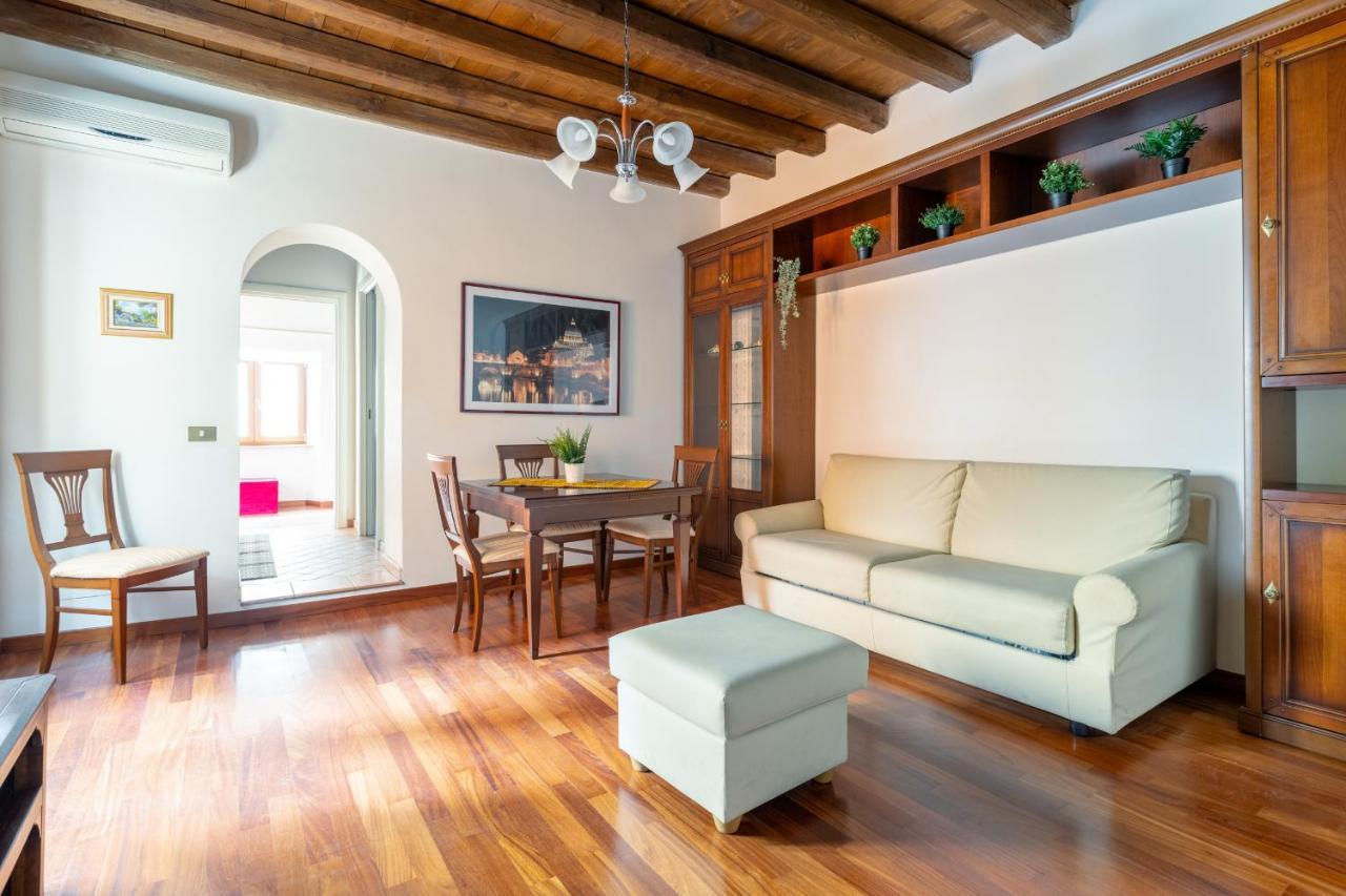 Vg Trevi Fountain 5 Stelle Elegant Apartment Rome Luaran gambar